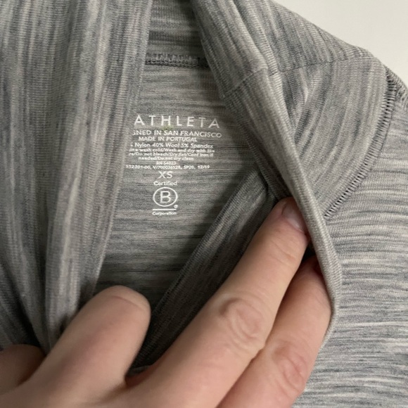 NEW with tags—Athleta XS Foresthill Ascent Heather Turtleneck - Picture 4 of 5